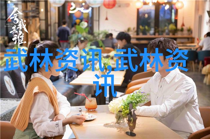 UFC格斗之夜刘易斯VS 斯皮瓦克拳击手套亮相场上较量