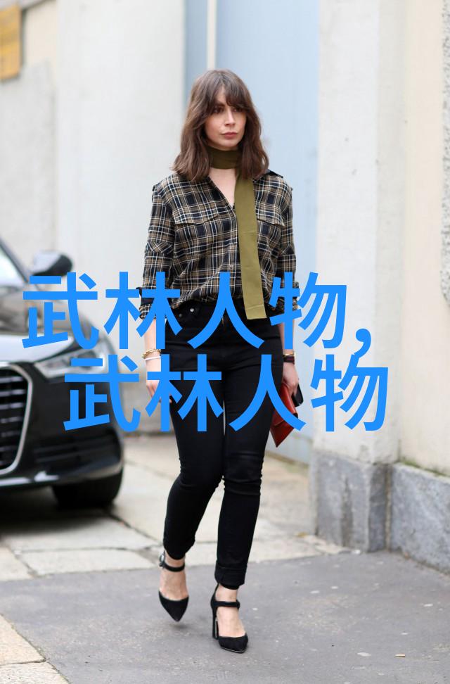高尔夫俱乐部纪念赛松山英树紧追小麦T7徐佳汀半程领先
