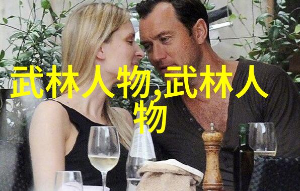 游泳眼镜下的陆上训练展现柔韧性之奇迹