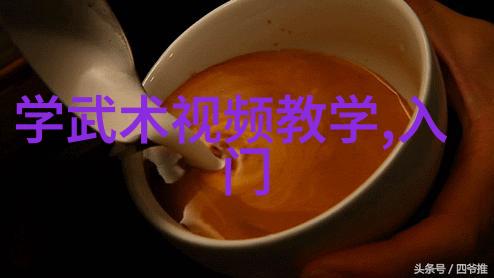 中国田径协会颁发金银铜牌32个马拉松赛事闪耀荣誉同时揭晓中国首位归化田径选手登场