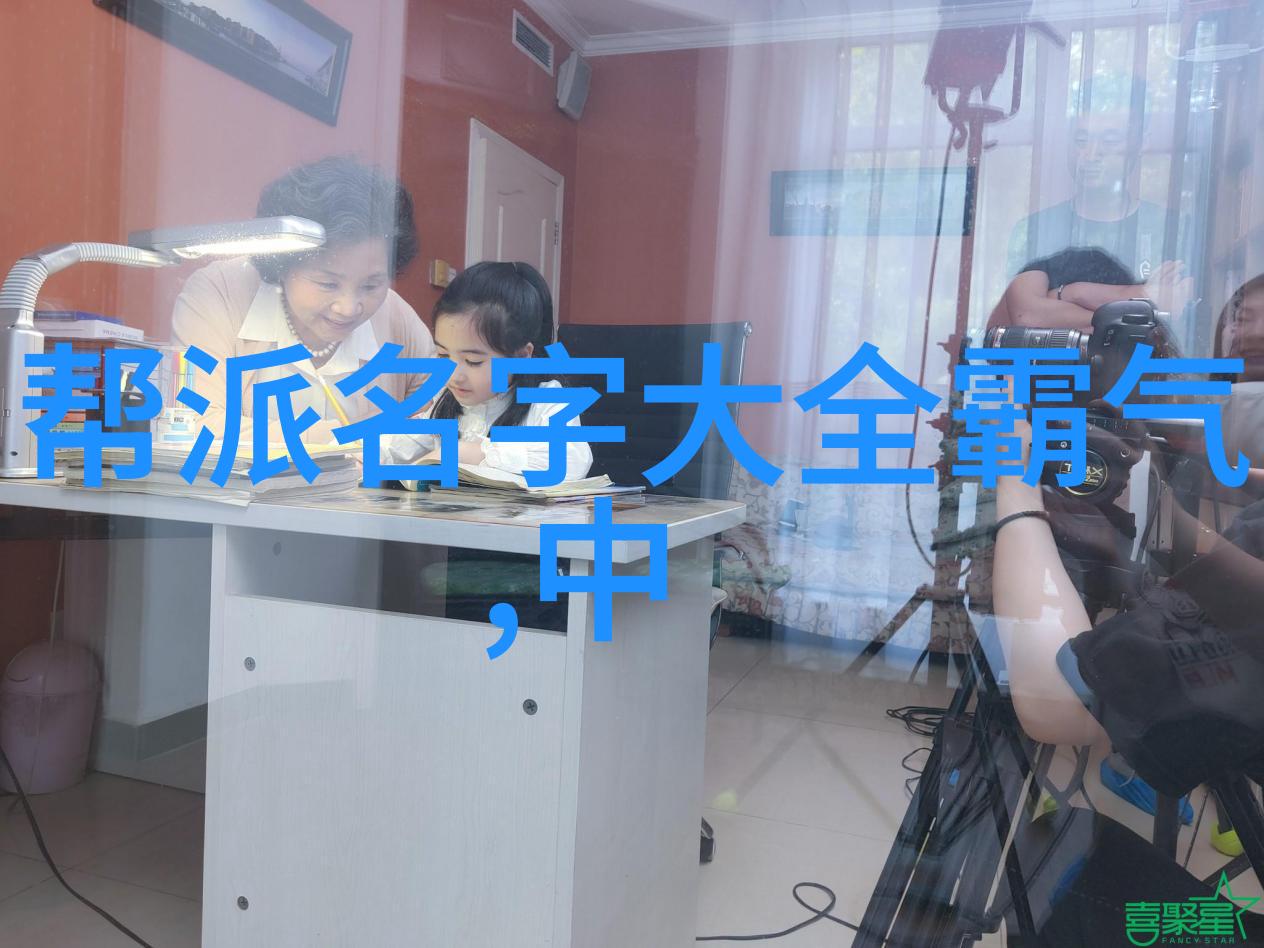 超出容纳的界限探索巨大主题的挑战与机遇