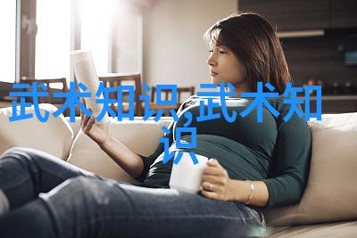 拉萨半程马拉松跑过布达拉宫 76岁高龄选手参赛
