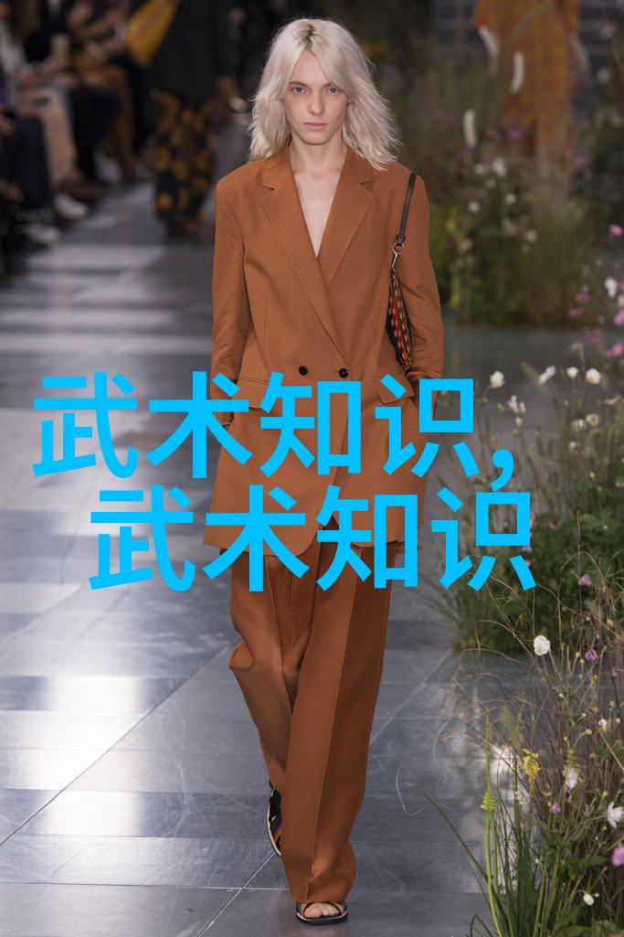 仙盟名字古风我来给你推荐一个超级棒的名字云霄仙盟这个名字听起来就像是在呼唤着远古的神秘力量充满了梦幻