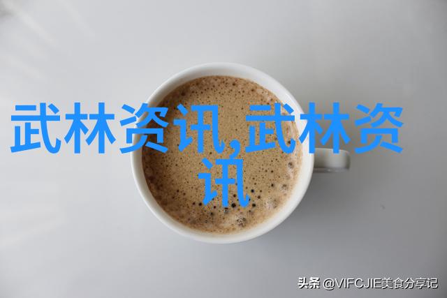 练得如同咏春拳法腰间旋转仿佛云卷云舒不需借助双手