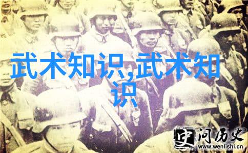 在冷漠的眼神中藏着的警告别再逼近了