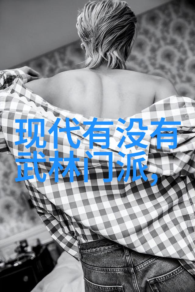 热敷飞扬一举双收的胸肌与核心健身法则