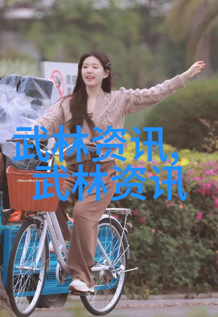 太极拳如同24式太极拳口诀表般编织着健身思想与技术的精妙之韵其内涵丰富功能多样如同一面镜子映照出人的