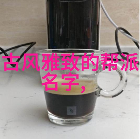 燕语轻吟笼中梦