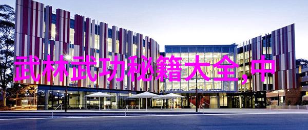 秦凯何冲在高空跳水赛场上像两只勇敢的雄鹰一同俯冲三米板的深渊终于飞跃出失误的阴霾双双翱翔至决赛巅峰