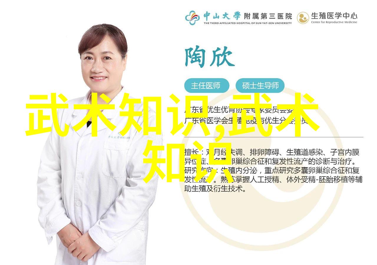 在湛蓝的水域中游泳镜成为你与深海对话的使者让你的生活更添一抹性趣