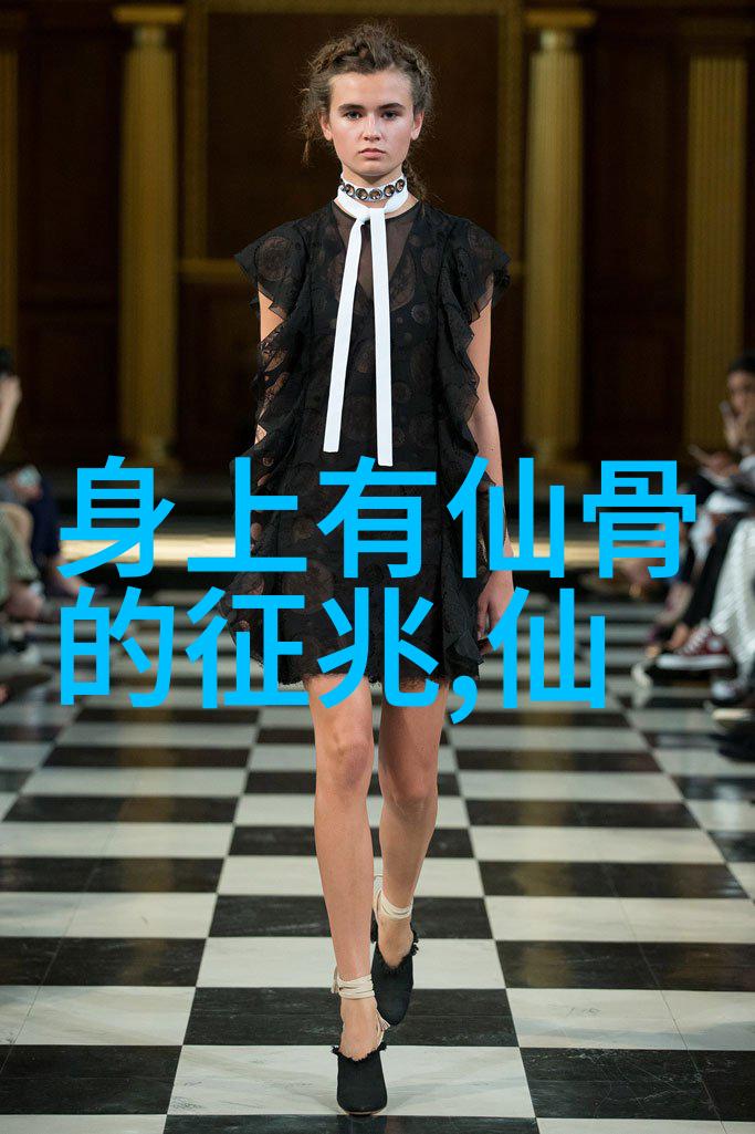 六旬男子只身徒步走全国 欲走完地球周长距离