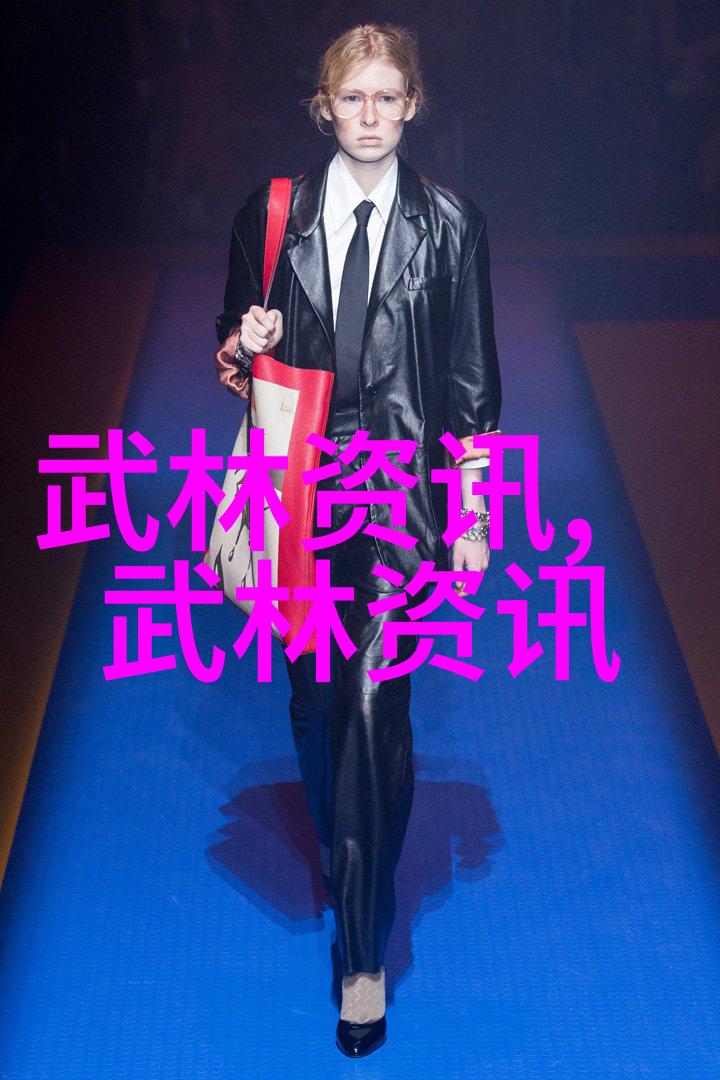 二次元女生迈开腿让男生打扑克少女游戏社交互动